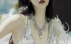 女人裸下部图裸露全身